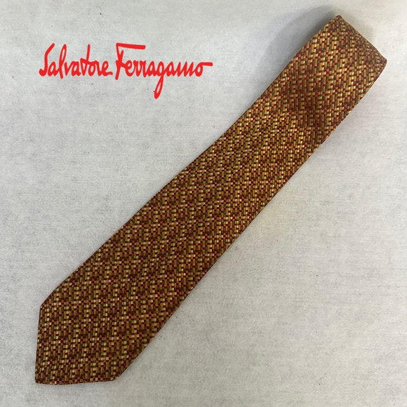 Salvatore Ferragamo Other - Ferragamo Silk Tie 3.5" wide 60" long Gently worn Made in Italy 100% silk